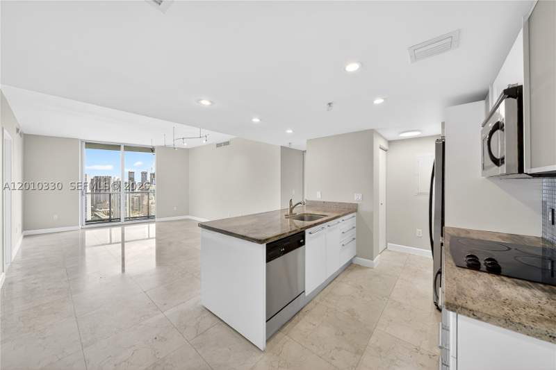 2 bedroom Condominium at 185 SW 7th St 4209, Latitude On The River Con, Miami — photo 5