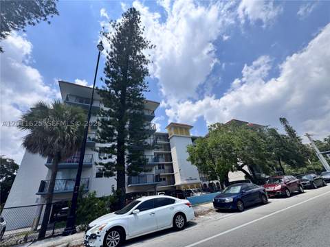12590 NE 16th Ave 209, North Miami FL - photo 17 of 30