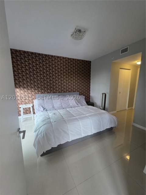 488 NE 18th St 301, Miami FL - photo 15 of 50