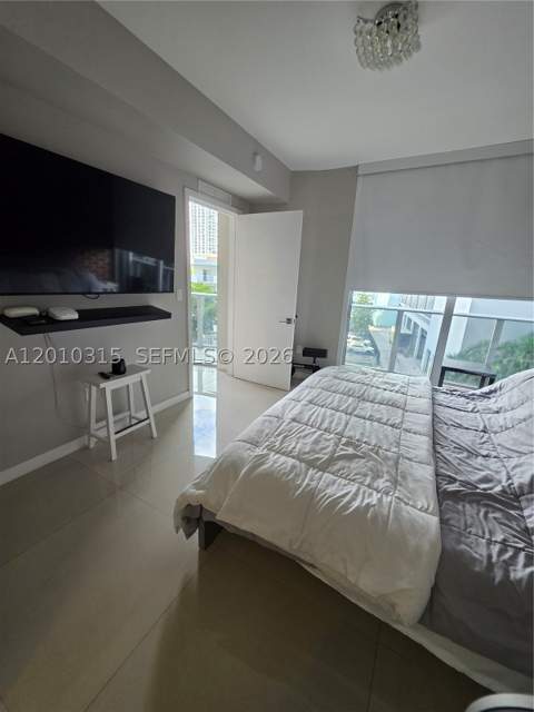 488 NE 18th St 301, Miami FL - photo 17 of 50