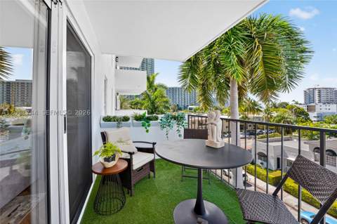 1455 West Ave 501, Miami Beach FL - photo 20 of 35