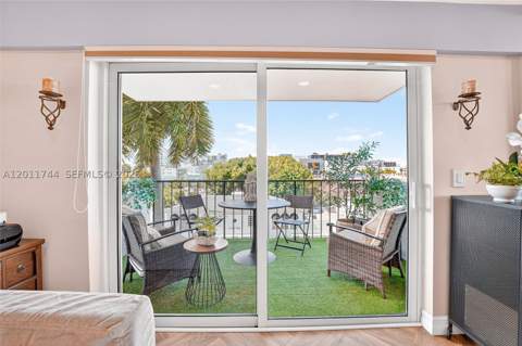 1455 West Ave 501, Miami Beach FL - photo 21 of 35