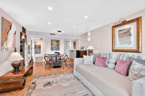 1455 West Ave 501, Miami Beach FL - photo 6 of 35