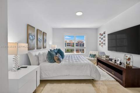 705 Crandon Blvd 506, Key Biscayne FL - photo 13 of 36