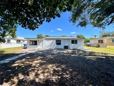 2370 NW 96th St, Miami FL - photo 20 of 23