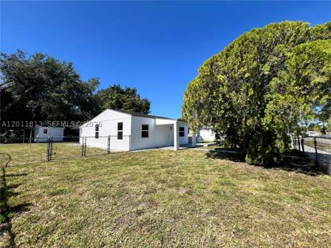 2370 NW 96th St, Miami FL - photo 22 of 23