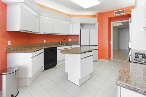 3802 NE 207th St 2604, Aventura FL - photo 13 of 39