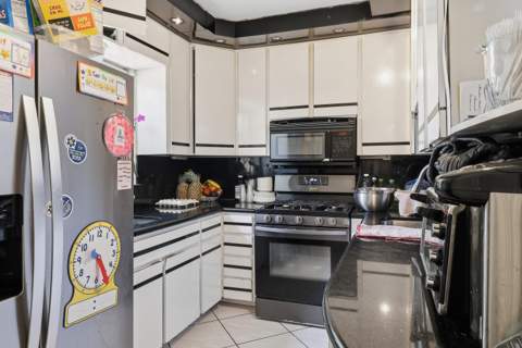 1324 Lenox Avenue, Miami Beach FL - photo 13 of 24
