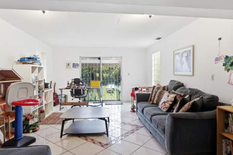 1324 Lenox Avenue, Miami Beach FL - photo 16 of 24