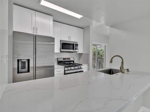 15325 SW 106th Ter 636, Miami FL - photo 10 of 53
