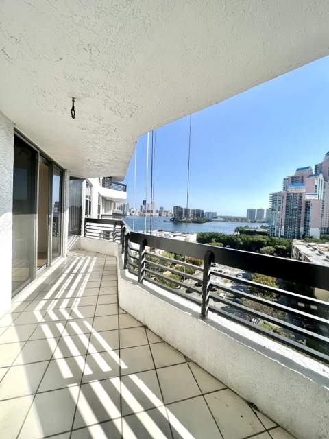 3400 NE 192 Street 1102, Aventura FL - photo 14 of 23
