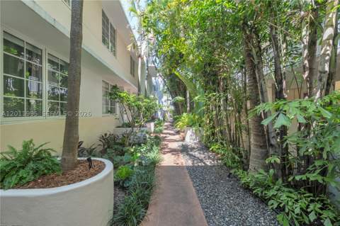 1569 Euclid Ave 7, Miami Beach FL - photo 22 of 35