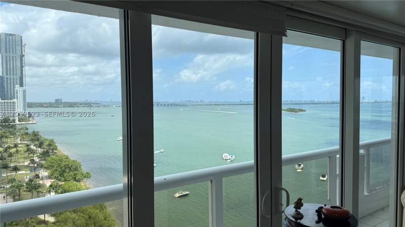 2 bedroom Condominium at 1717 N Bayshore Dr A-1734, Venetia Condo, Miami — photo 4