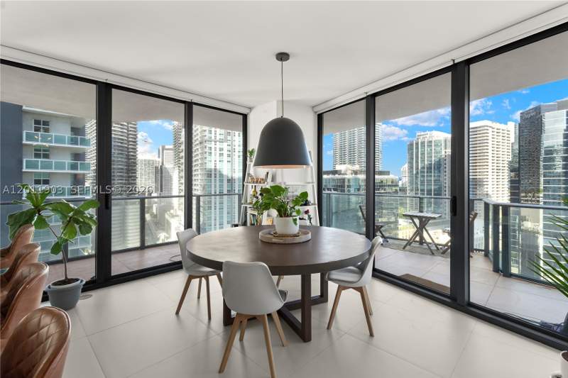 2 bedroom Condominium at 1300 S Miami Ave 2001, 1300 S Miami Avenue Condo, Miami — photo 3