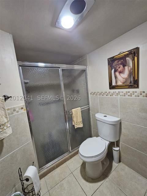 1670 NE 191st St 109-3, Miami FL - photo 12 of 17