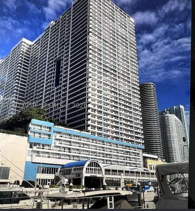 2 bedroom Condominium at 1717 N Bayshore Dr A1448, Venetia Condo, Miami — photo 3