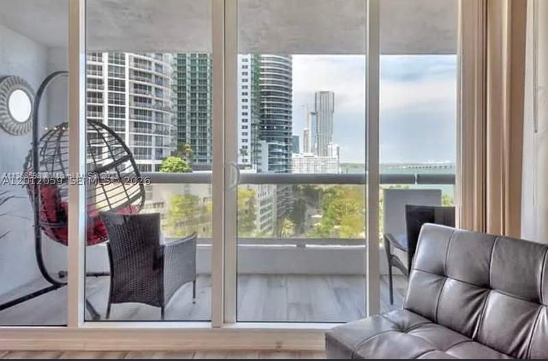 2 bedroom Condominium at 1717 N Bayshore Dr A1448, Venetia Condo, Miami — photo 4