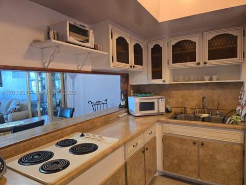 18707 NE 14th Ave 727, Miami FL - photo 10 of 11
