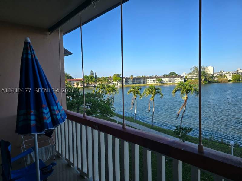 1 bedroom Condominium at 18707 NE 14th Ave 727, Eighth Moorings Condo, Miami — photo 4