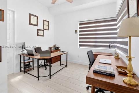 15012 SW 177th Ter, Miami FL - photo 11 of 22