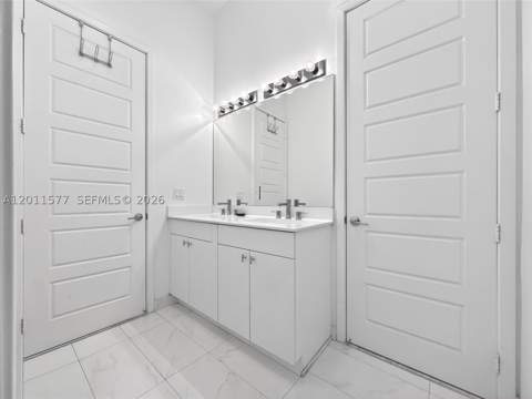15012 SW 177th Ter, Miami FL - photo 12 of 22