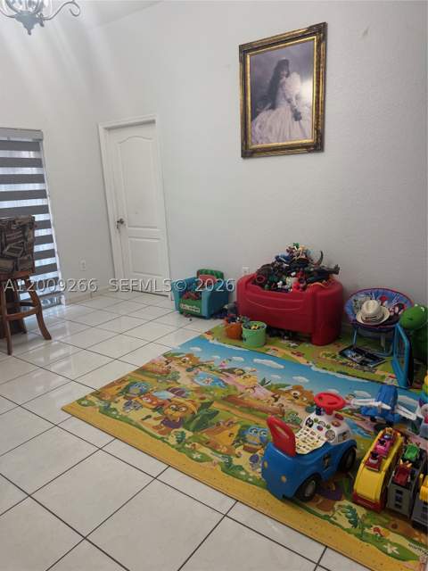 8748 NW 143rd Ter, Miami Lakes FL - photo 18 of 30