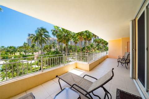 791 Crandon Blvd 404, Key Biscayne FL - photo 11 of 85