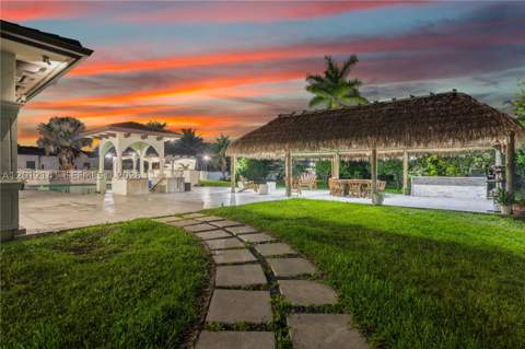 12401 SW 45th St, Miami FL - photo 8 of 88