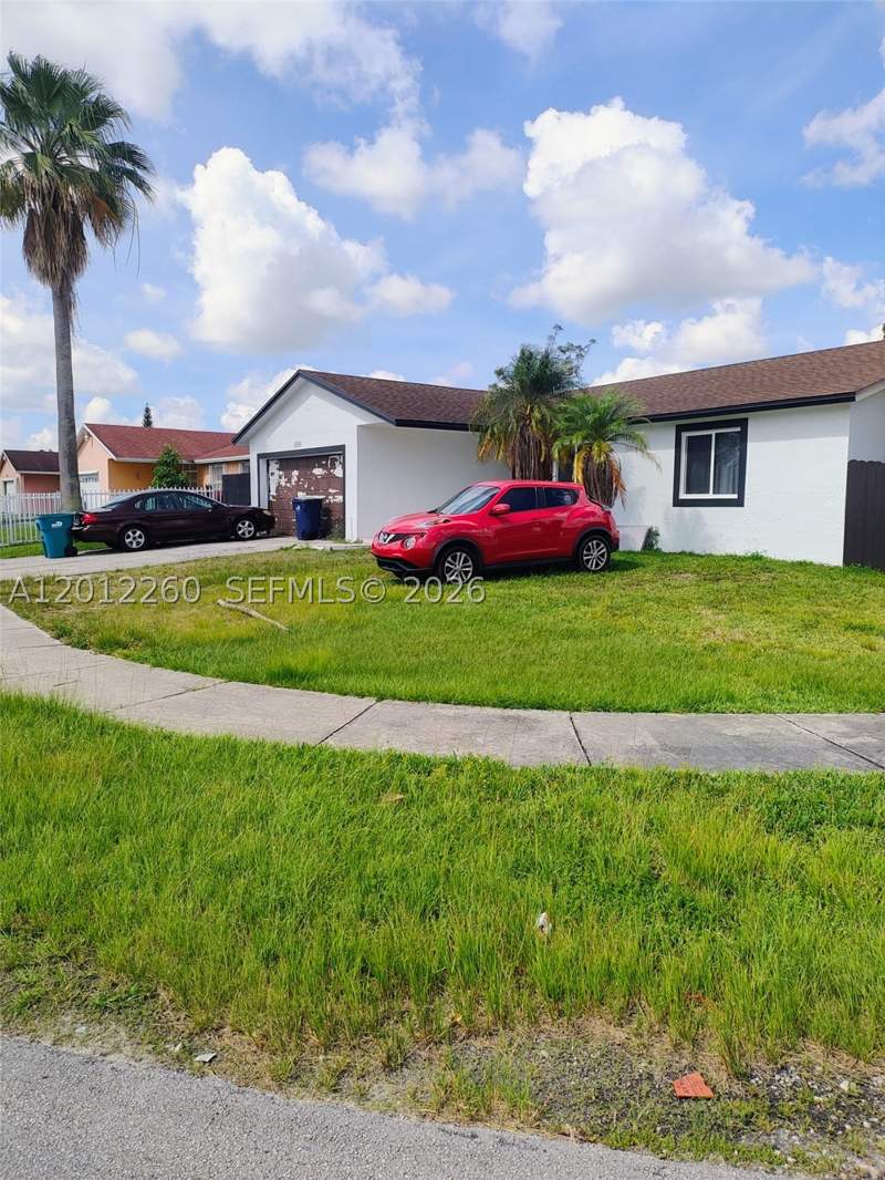 3 bedroom SingleFamilyResidence at 26200 SW 132nd Pl, Meadow Wood Manor Sec 7, Homestead — photo 3