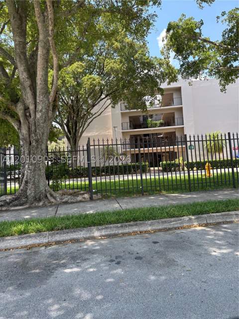 8730 SW 133rd Ave Rd 117, Miami FL - photo 17 of 22