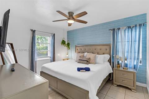 437 NE 107th St, Miami FL - photo 13 of 36