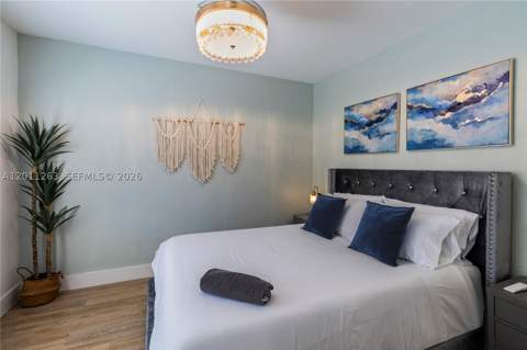437 NE 107th St, Miami FL - photo 14 of 36