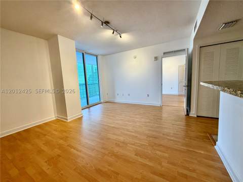 170 SE 14th St 2906, Miami FL - photo 10 of 33