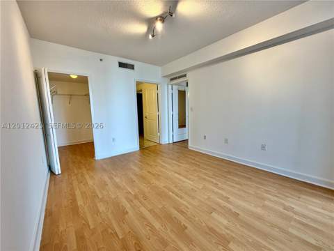 170 SE 14th St 2906, Miami FL - photo 15 of 33