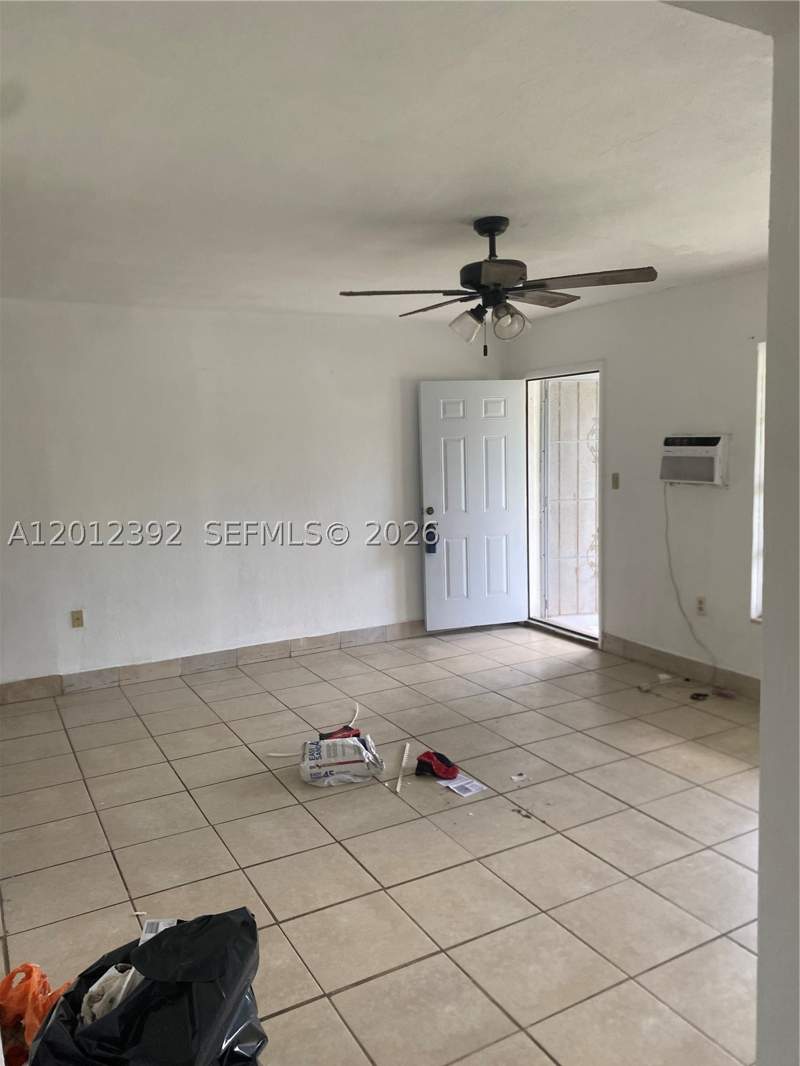 3 bedroom SingleFamilyResidence at 1070 NW 147th St, BISCAYNE GARDENS SEC F PA, Miami — photo 4