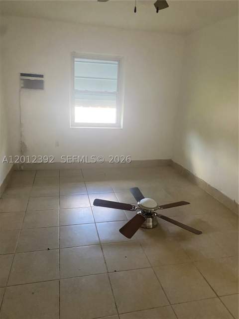 1070 NW 147th St, Miami FL - photo 6 of 11