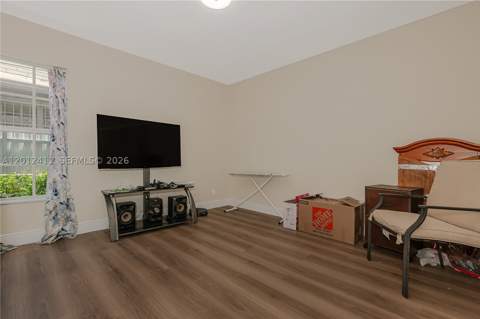 395 W 39th Pl, Hialeah FL - photo 18 of 31