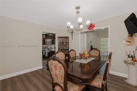 395 W 39th Pl, Hialeah FL - photo 9 of 31