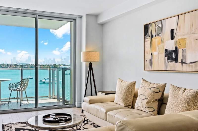 1 bedroom Condominium at 1100 West Ave 410, 1100 West Condo, Miami Beach — photo 2