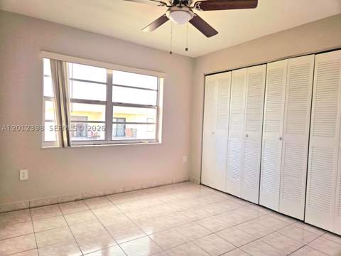 4670 W 13th Ln 507, Hialeah FL - photo 23 of 40
