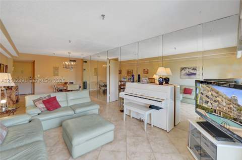 250 181st Dr 214, Sunny Isles Beach FL - photo 11 of 55