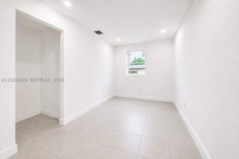1861 NW 112th St, Miami FL - photo 13 of 16