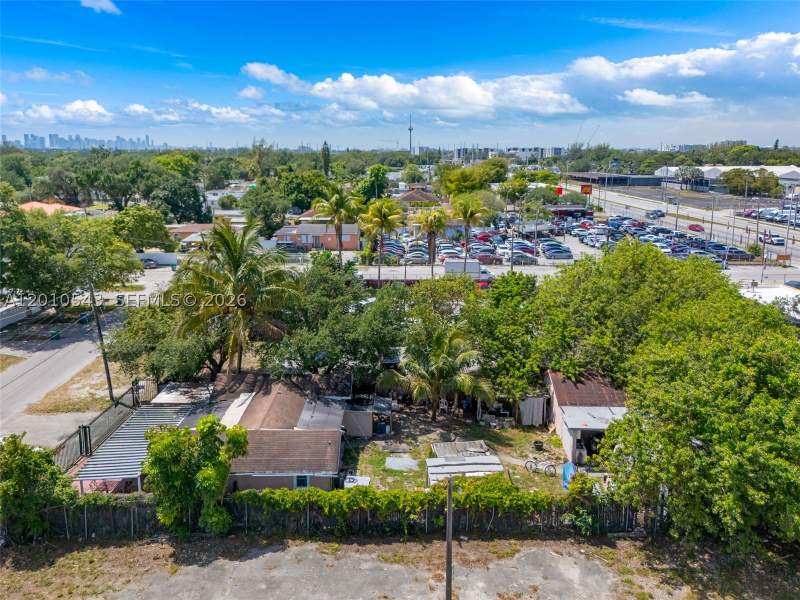 2 bedroom SingleFamilyResidence at 9422 NW 26th Ave, West Little River, Miami — photo 4