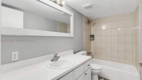 7231 Miami Lakes Dr C5, Miami Lakes FL - photo 7 of 20