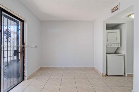 2331 W 66th Pl 201, Hialeah FL - photo 16 of 42