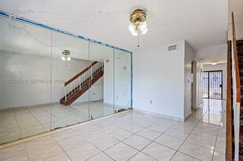 2331 W 66th Pl 201, Hialeah FL - photo 17 of 42