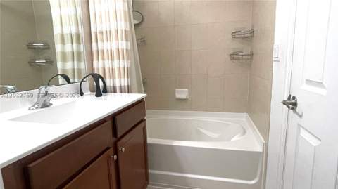 10620 NW 88th St 205, Doral FL - photo 12 of 19