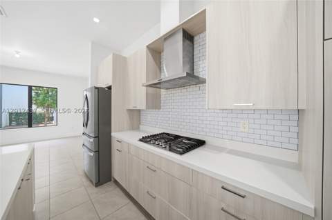 4356 NW 80th Ave, Doral FL - photo 11 of 58