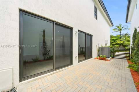 4356 NW 80th Ave, Doral FL - photo 17 of 58