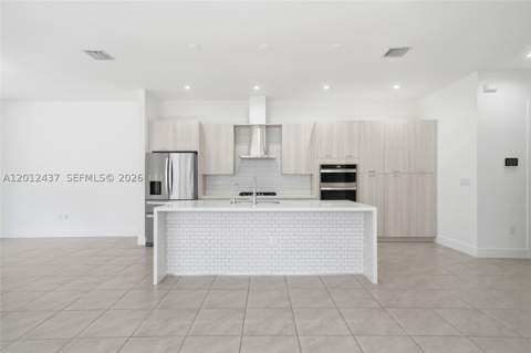 4356 NW 80th Ave, Doral FL - photo 7 of 58